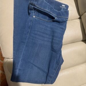 Women’s Blue Jeans